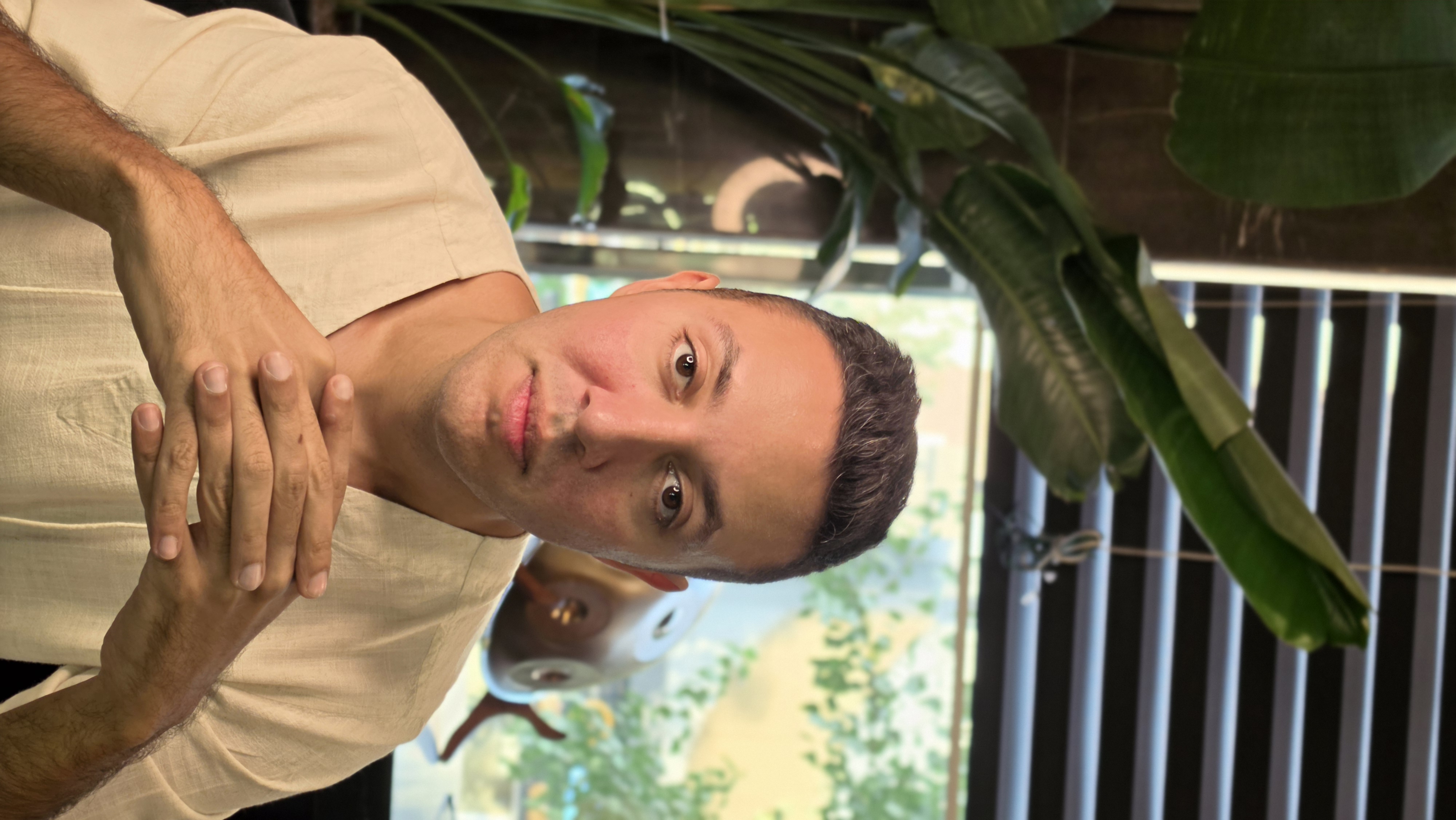 Omid Akradi